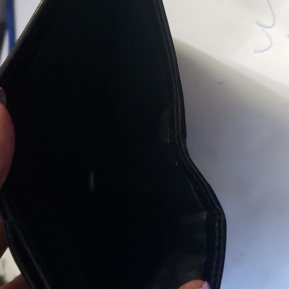 Salvatore Ferragamo Black Leather Wallet. Small continental size - Picture 5 of 9